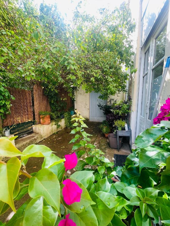 Le Jardin Croix Roussien Apartment Lyon Exterior foto